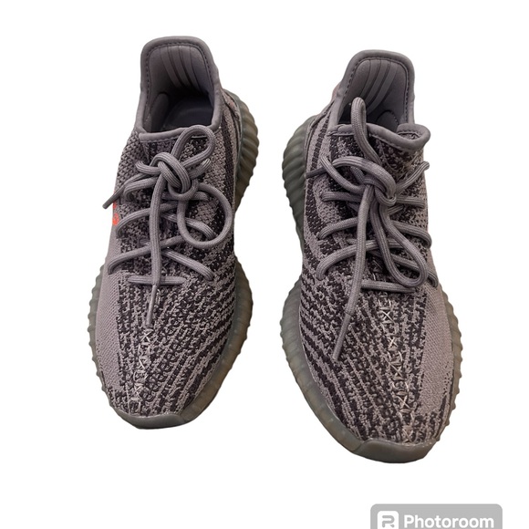 Gray sneakers boost 350 - Picture 1 of 6
